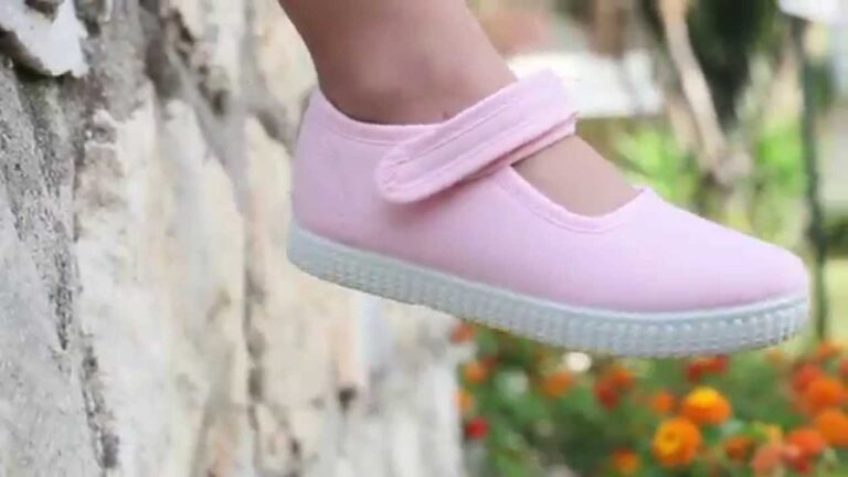 Beneficios de la loneta en la moda infantil